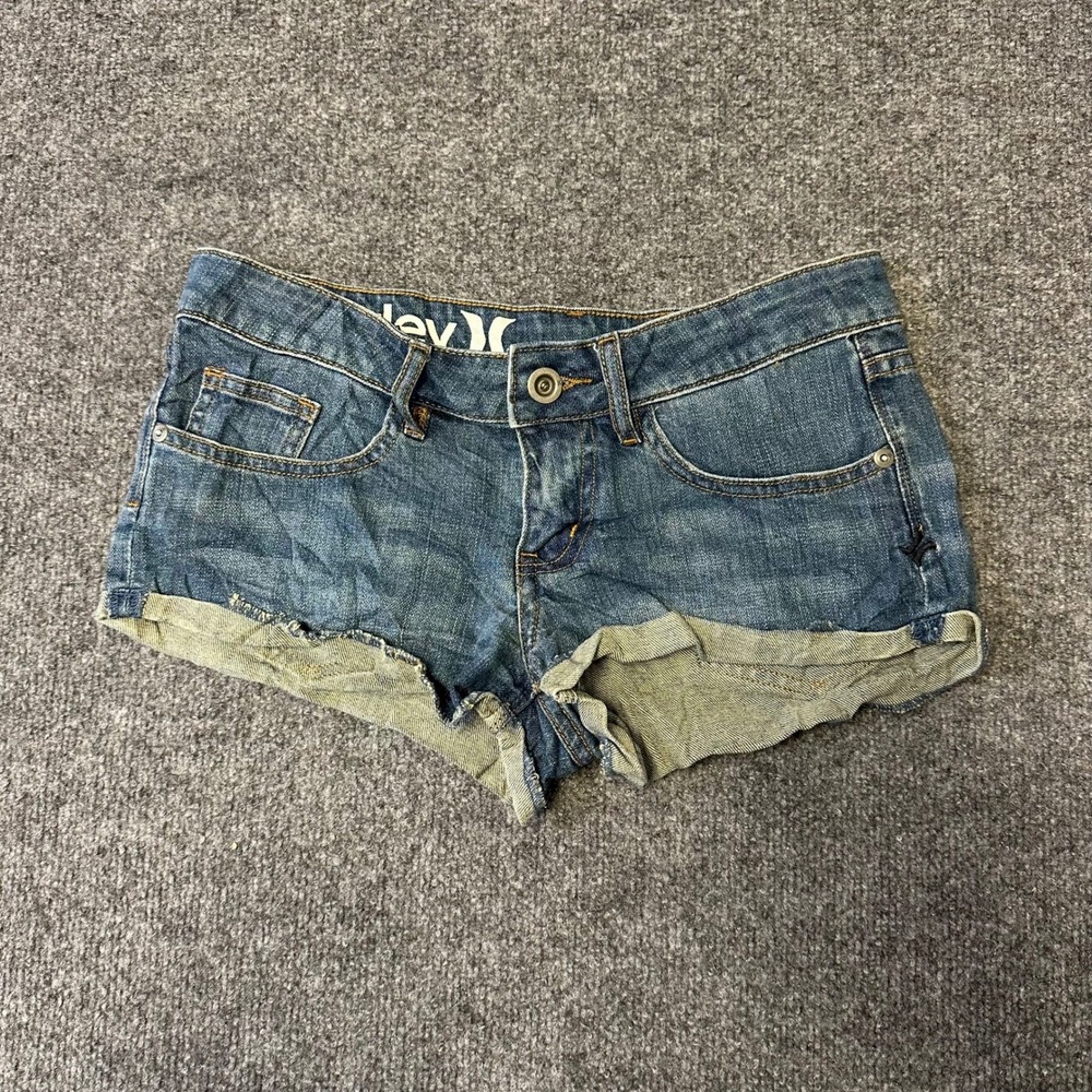 Hurley Denim Shorts Womens Size 28 Blue Low Rise Raw Hem Cuffed Casual Summer